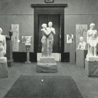 Saalaufnahme mit Werken von Otto Roos im Rahmen der „Januar-Ausstellung 1917“ in der Kunsthalle Basel. Foto: Album Roos (Nachlass Otto Roos, Depositum Riehen Gemeindearchiv).